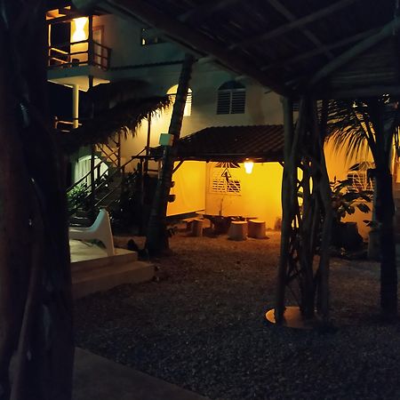 Residencia El Balata Aparthotel Лас Теренас Екстериор снимка